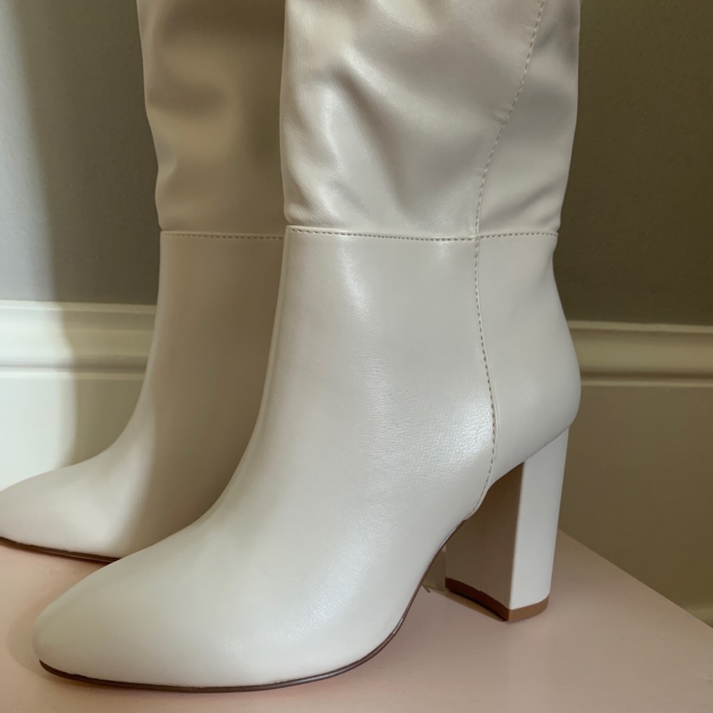Chinese Laundry Krafty Smooth boot in Ecru - Picture 3 of 11